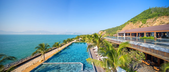 Hòn đảo có bãi tắm đôi độc đáo ở Nha Trang